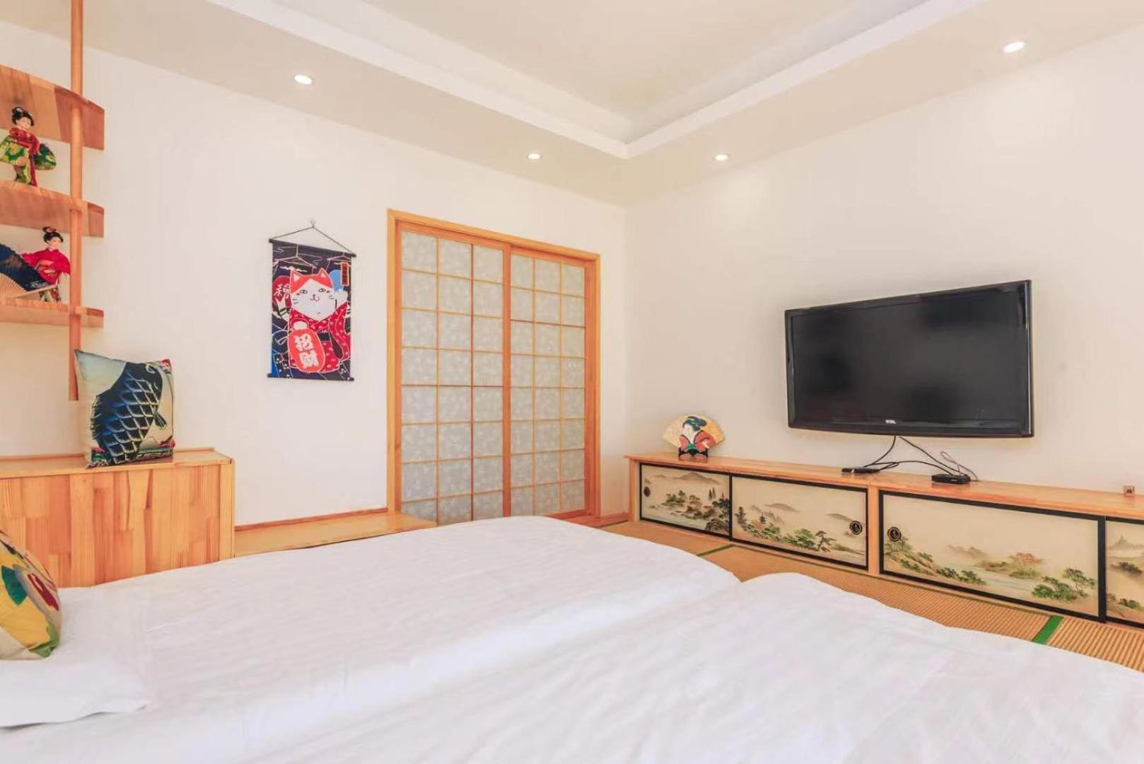 Dali Listening Sea View Villa大理听城海景别墅 Exterior photo