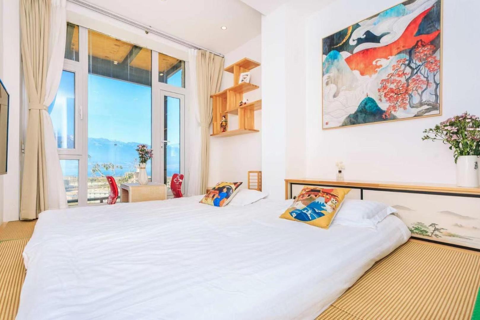 Dali Listening Sea View Villa大理听城海景别墅 Exterior photo