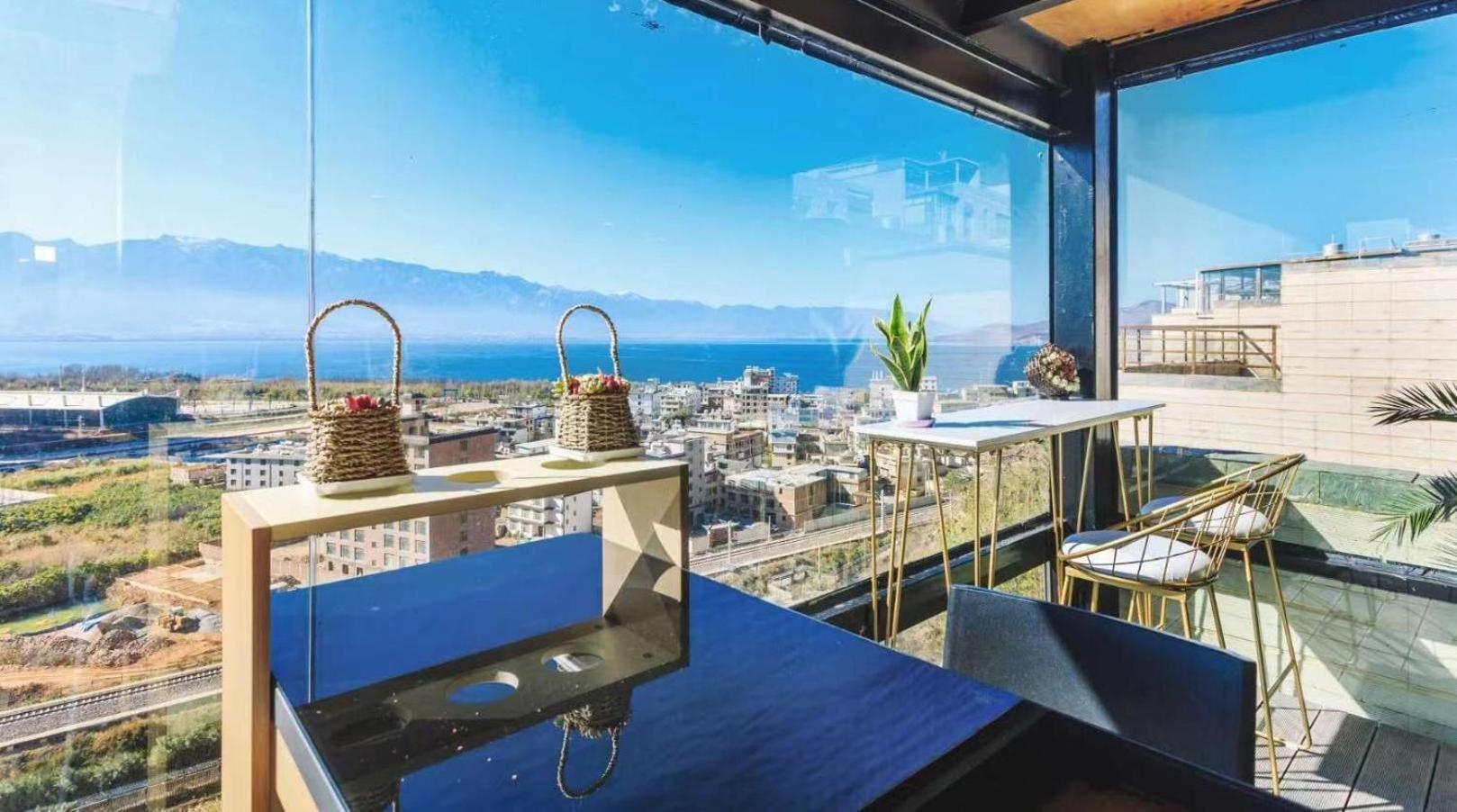 Dali Listening Sea View Villa大理听城海景别墅 Exterior photo