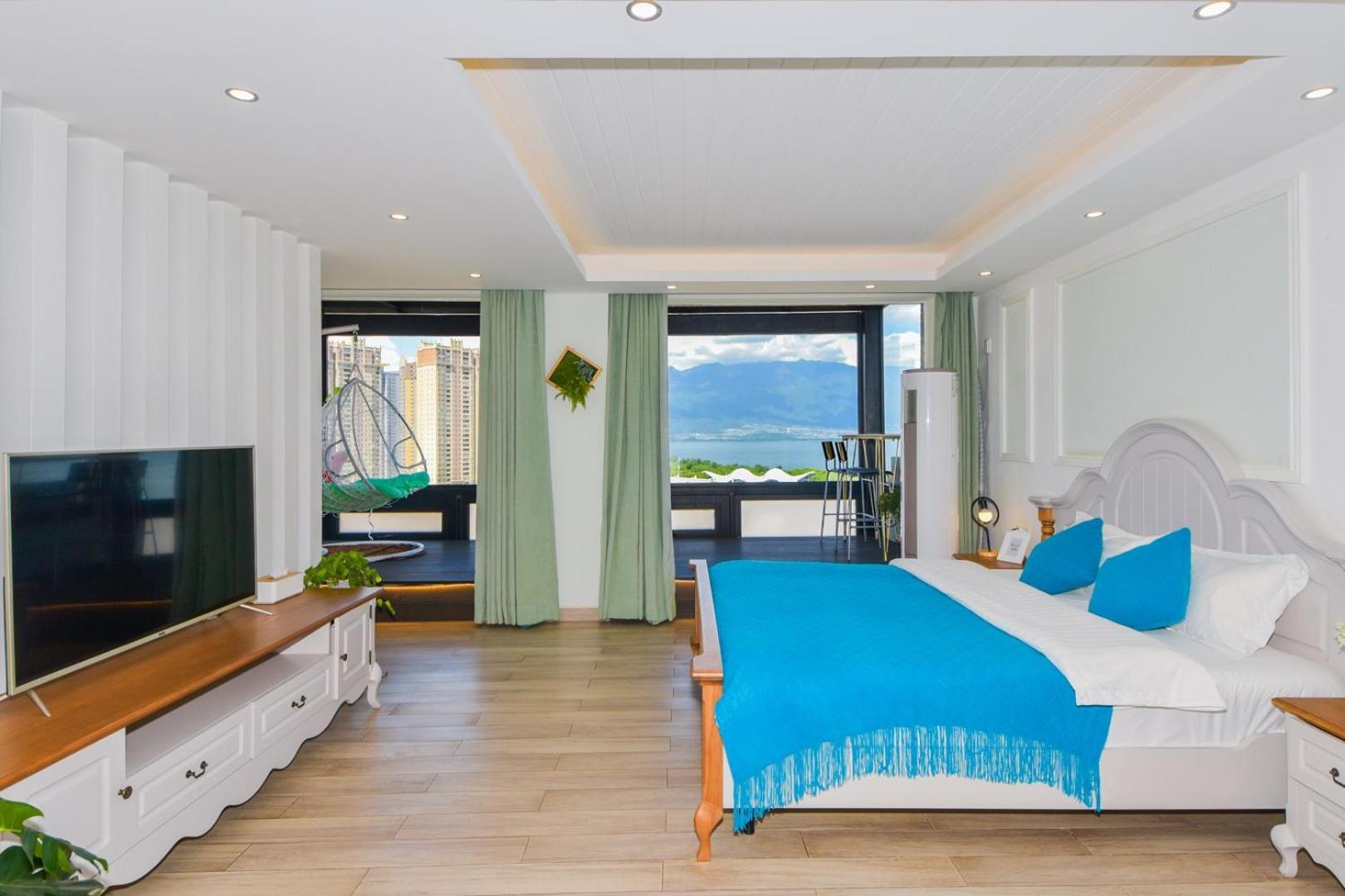 Dali Listening Sea View Villa大理听城海景别墅 Exterior photo